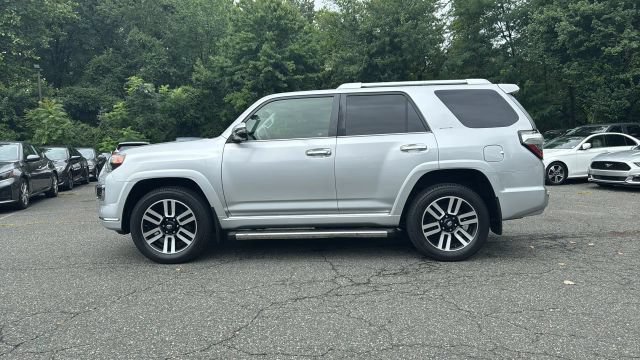 Used 2018 Toyota 4Runner Limited AWD/4WD image 2
