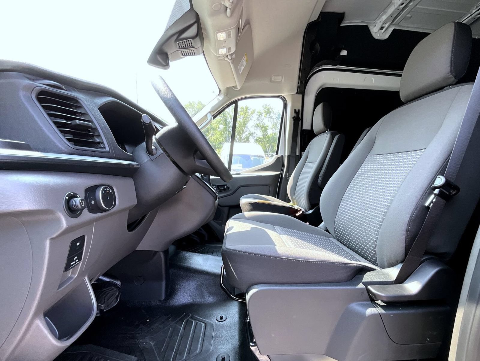 New 2026 Ford Transit 350 148 High Roof Extended w/ Load Area Protection Package RWD image 11