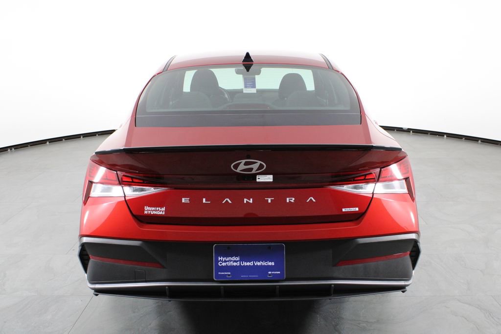 Certified 2025 Hyundai Elantra SEL image 11