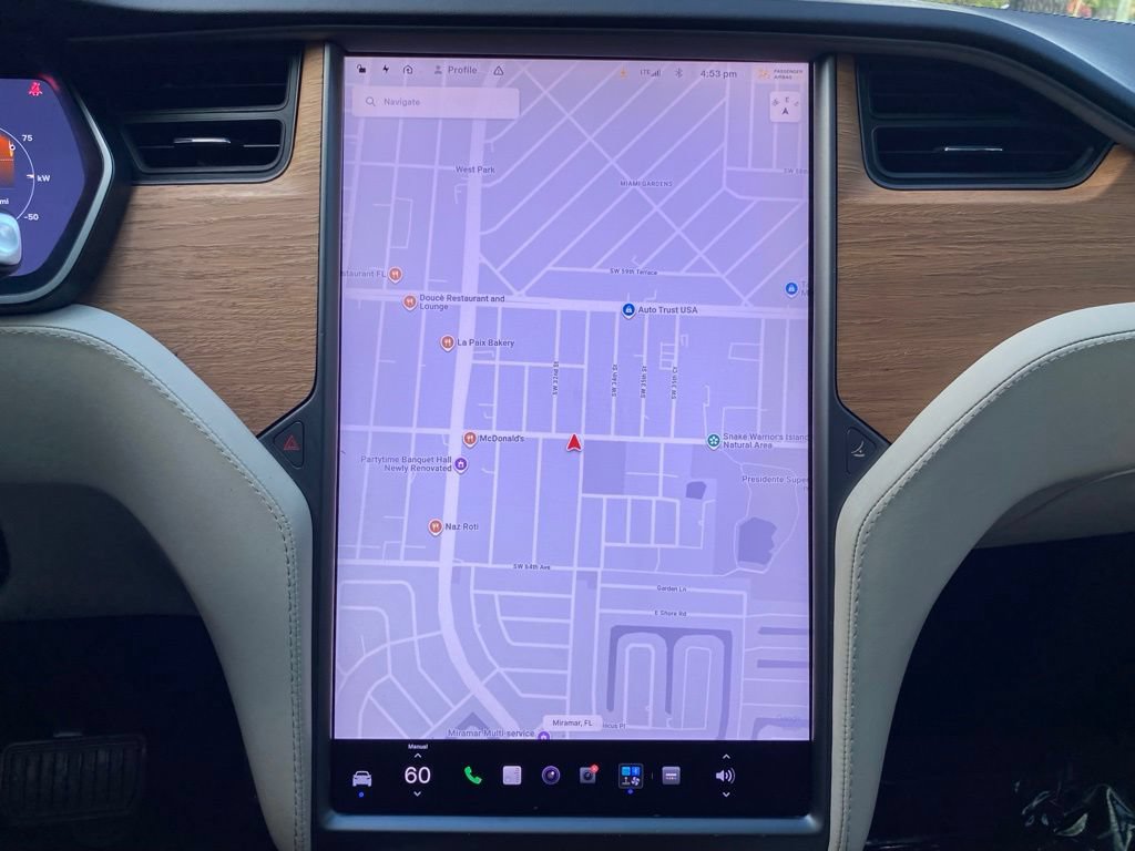 Used 2021 Tesla Model X Long Range AWD/4WD image 25