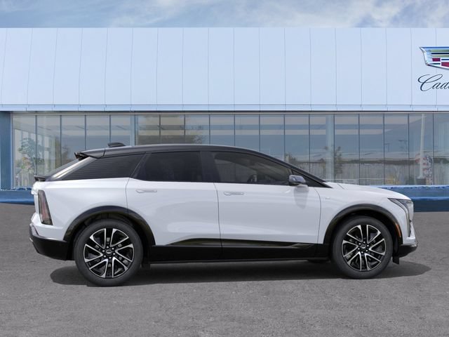 New 2027 Cadillac Optiq Sport w/ LPO, Floor Liner Package AWD/4WD image 5