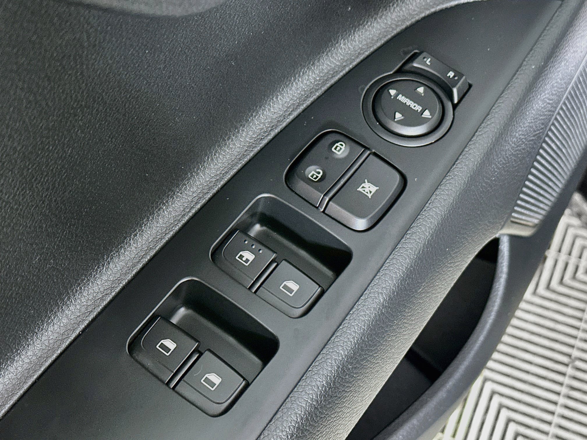 Certified 2022 Kia Rio LX FWD image 17