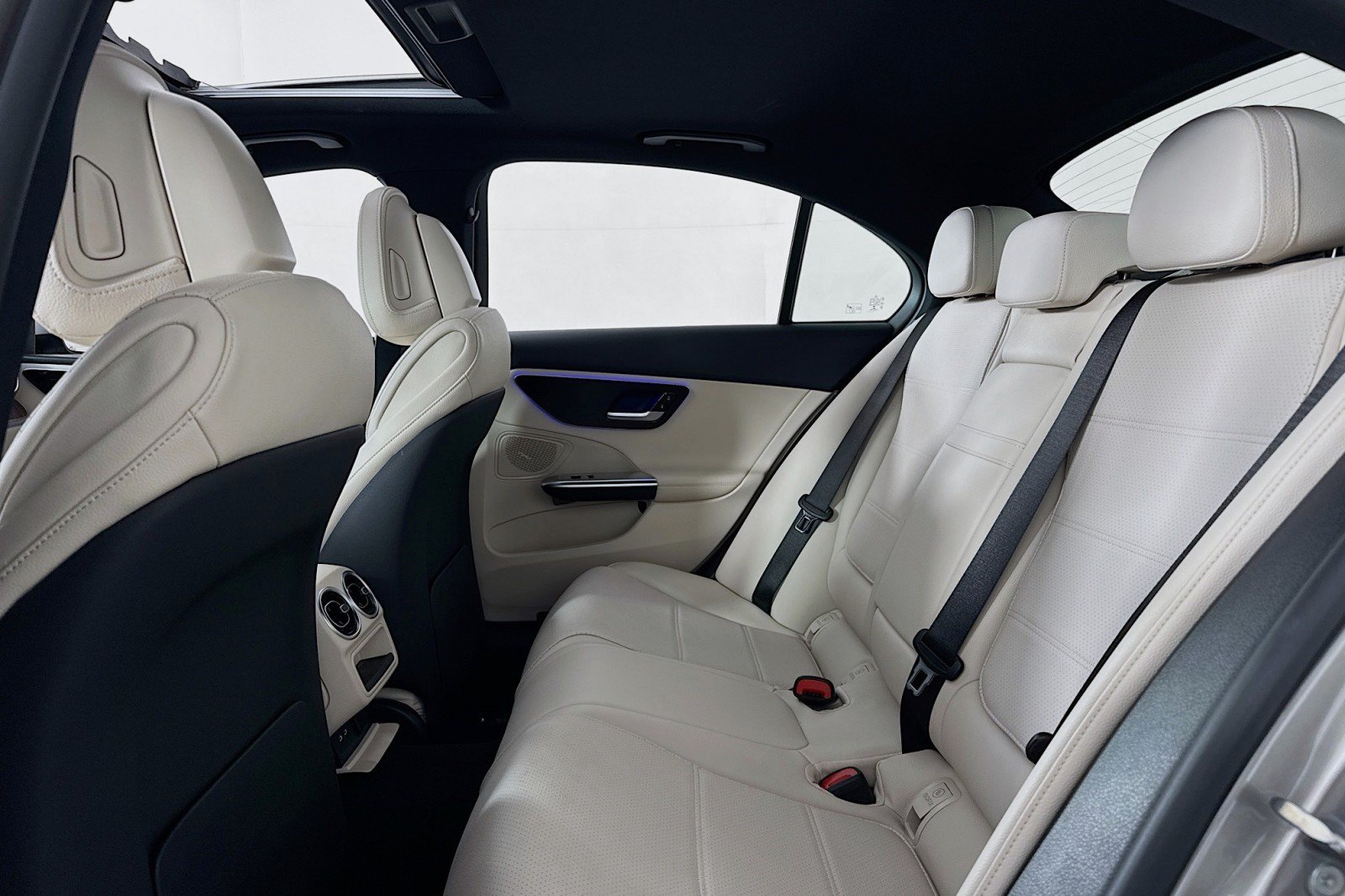 Certified 2022 Mercedes-Benz C 300 Sedan image 9
