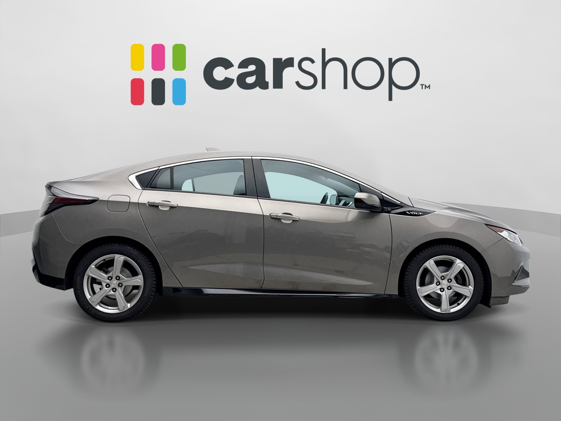 Used 2017 Chevrolet Volt LT w/ Comfort Package FWD image 6