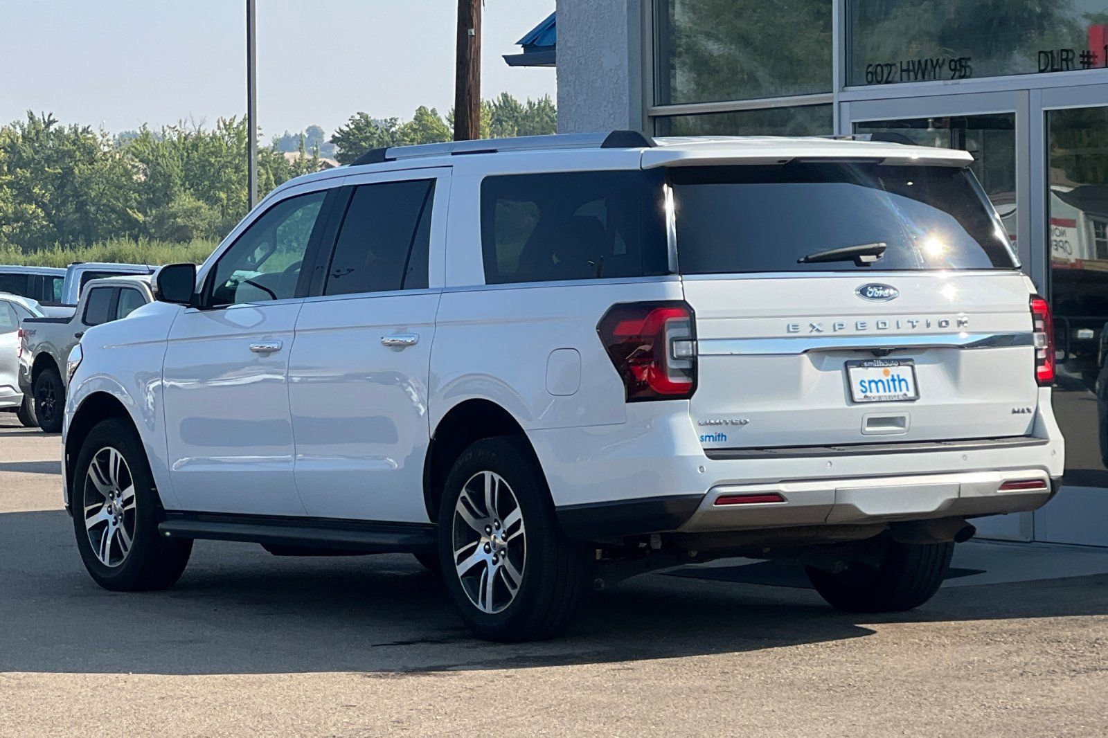 Used 2024 Ford Expedition Max Limited image 7