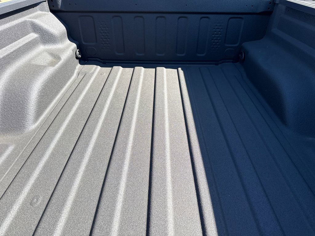 New 2025 Jeep Gladiator Sport image 11