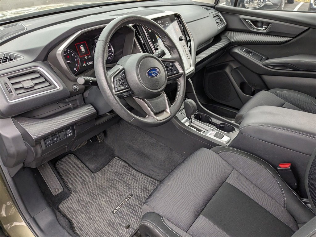 Used 2025 Subaru Ascent Premium image 17