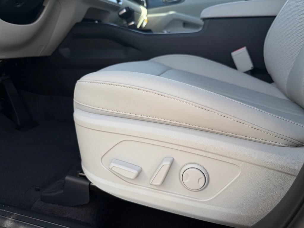 New 2026 Kia Sorento S AWD/4WD image 13