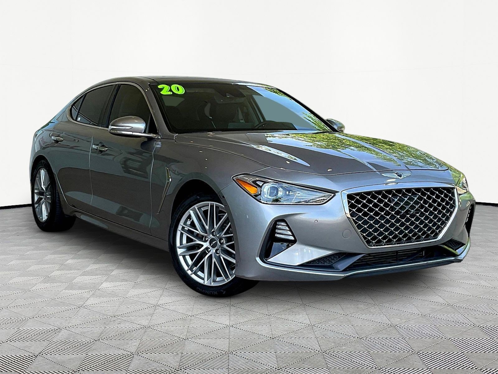Used 2020 Genesis G70 2.0T w/ Elite Package RWD image 3
