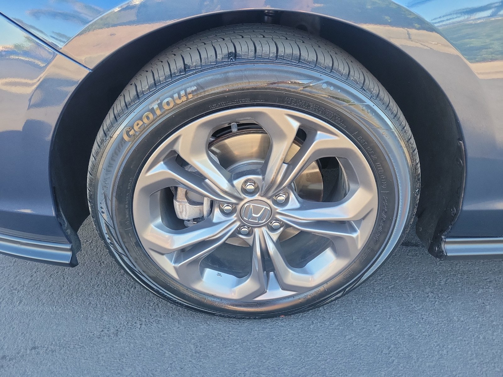 Used 2023 Honda Accord EX image 31