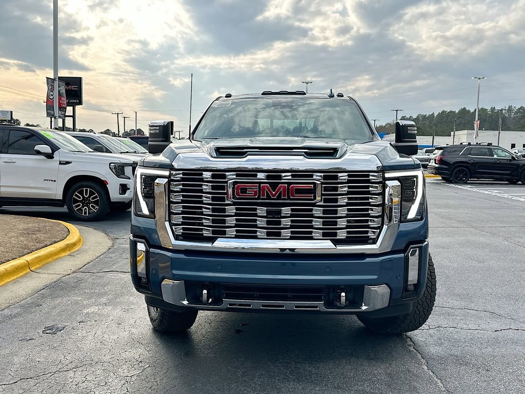 New 2026 GMC Sierra 2500 Denali w/ Denali Reserve Package AWD/4WD image 5