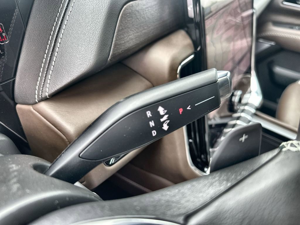 New 2026 GMC Yukon XL Denali Ultimate w/ LPO, Floor Liner Package AWD/4WD image 26