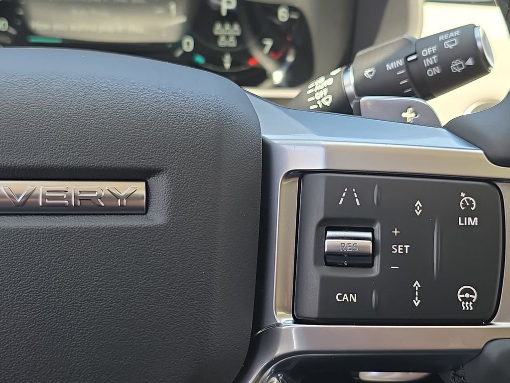 New 2026 Land Rover Discovery S AWD/4WD image 20