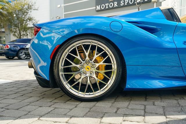 Used 2021 Ferrari F8 Tributo image 30