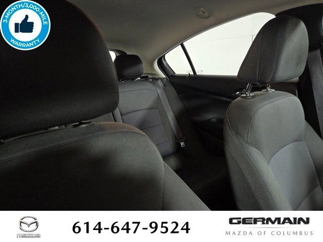Used 2018 Chevrolet Cruze LT FWD image 19