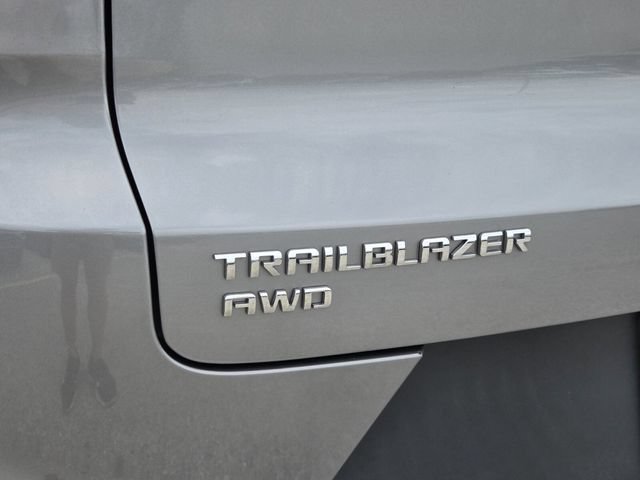 Used 2023 Chevrolet TrailBlazer LS AWD/4WD image 13