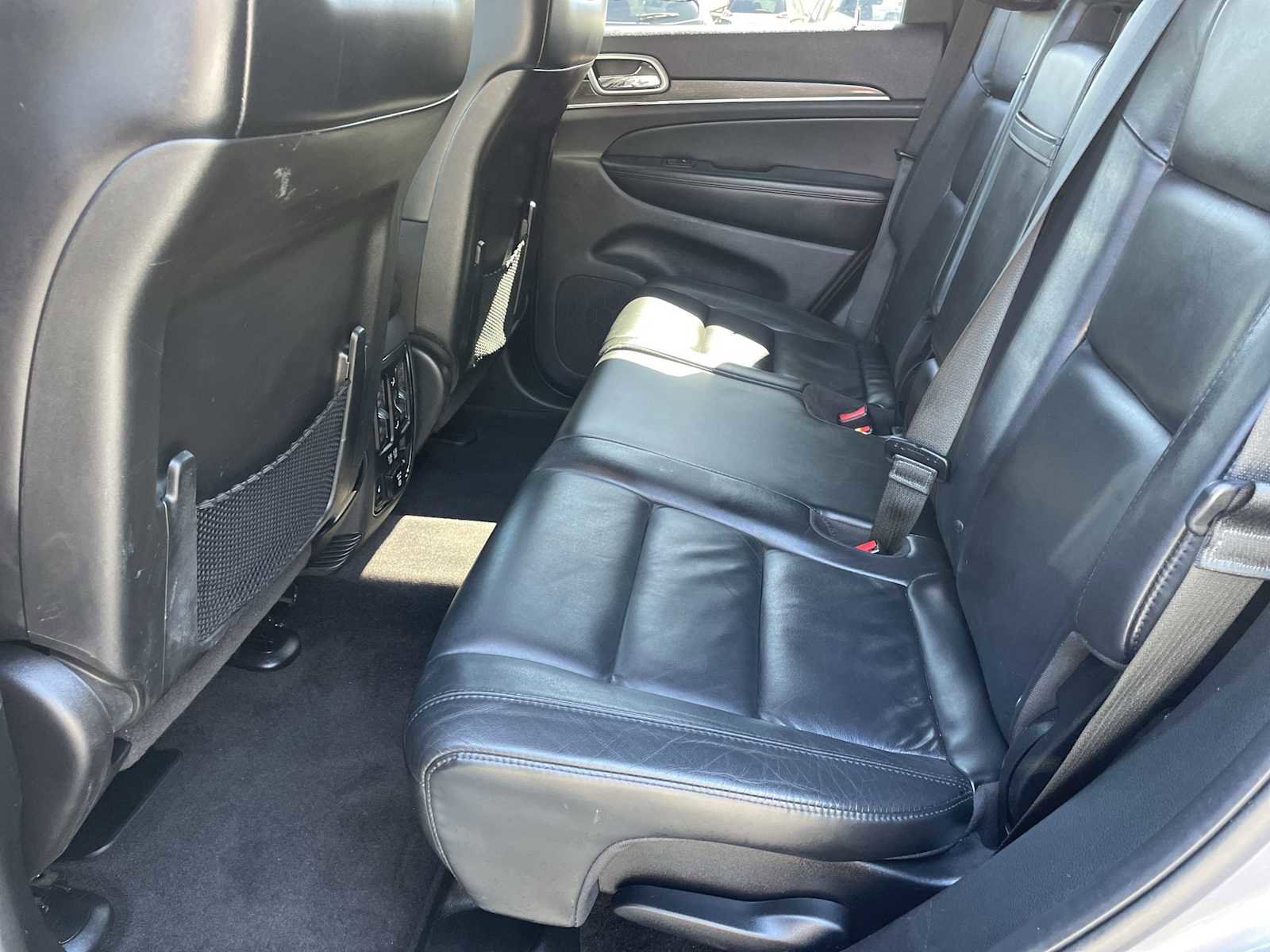 Used 2018 Jeep Grand Cherokee Limited image 9