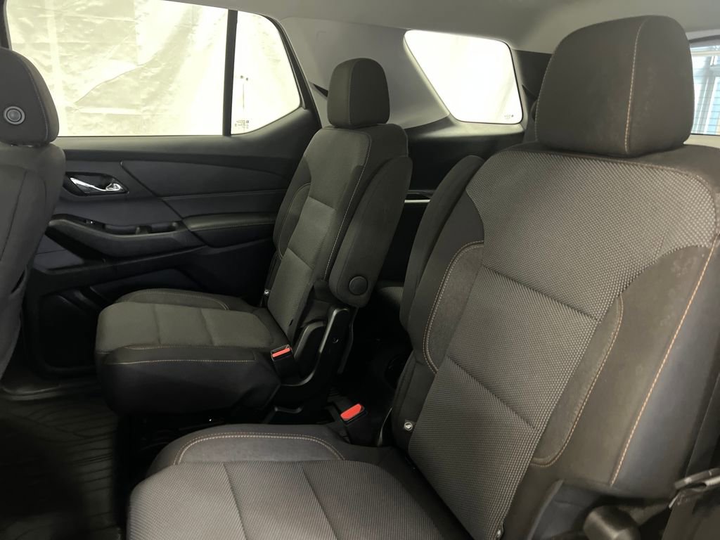 Used 2019 Chevrolet Traverse LT w/ LPO, Floor Liner Package image 37