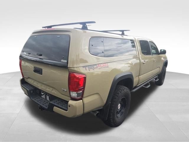 Used 2016 Toyota Tacoma TRD Off-Road AWD/4WD image 8