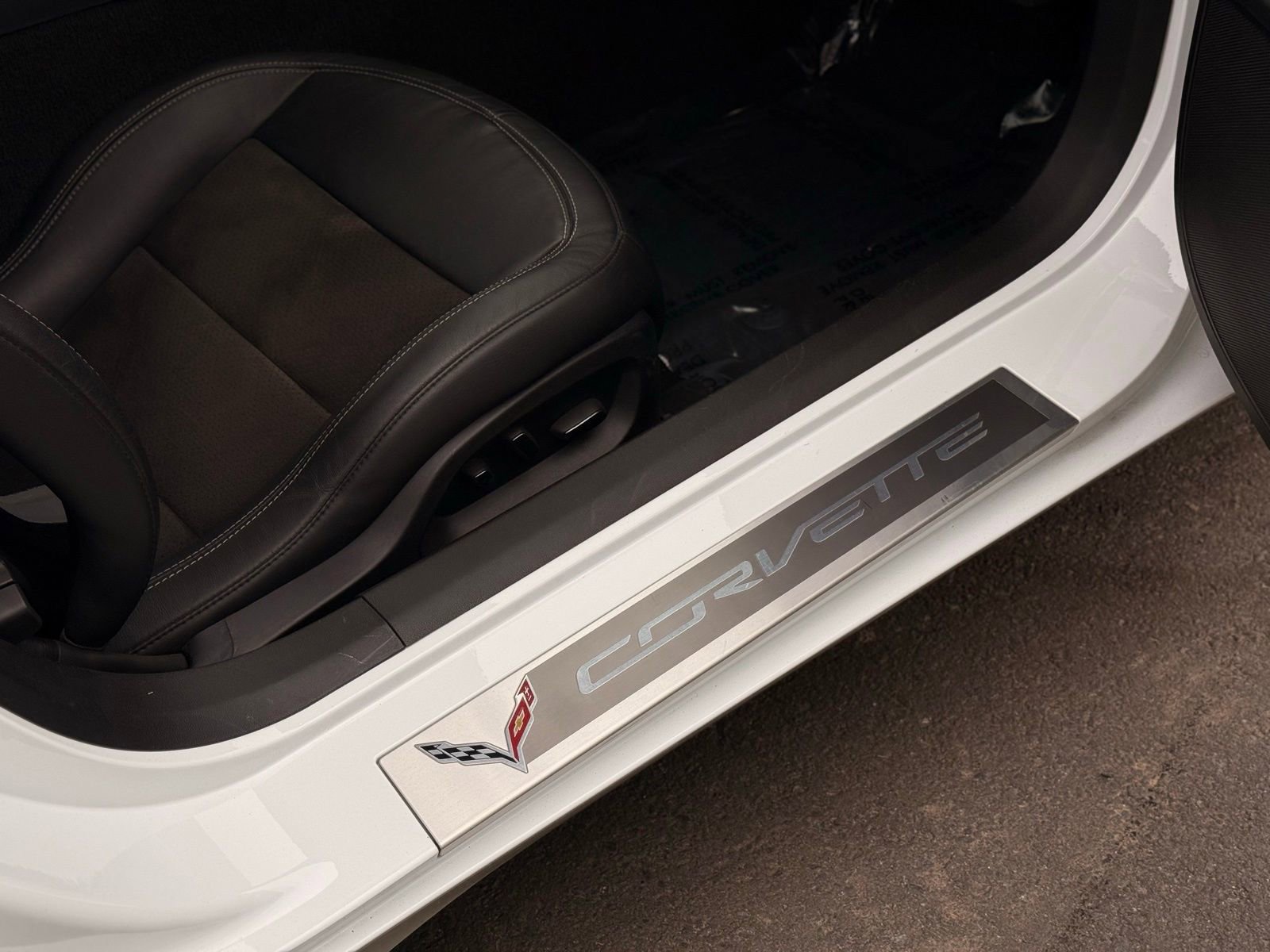 Used 2015 Chevrolet Corvette Stingray Coupe w/ 2LT Preferred Equipment Group image 33