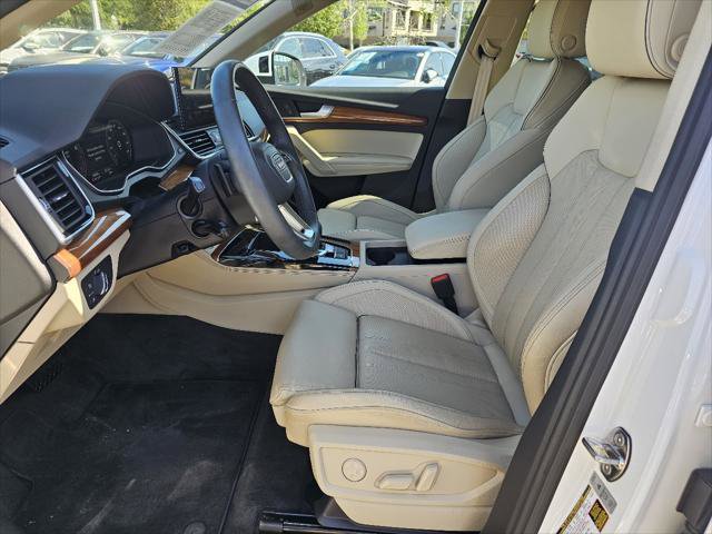Used 2023 Audi Q5 2.0T Premium Plus w/ Premium Plus Package image 2