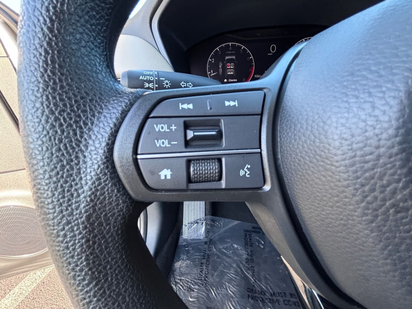 Certified 2026 Honda HR-V LX image 24