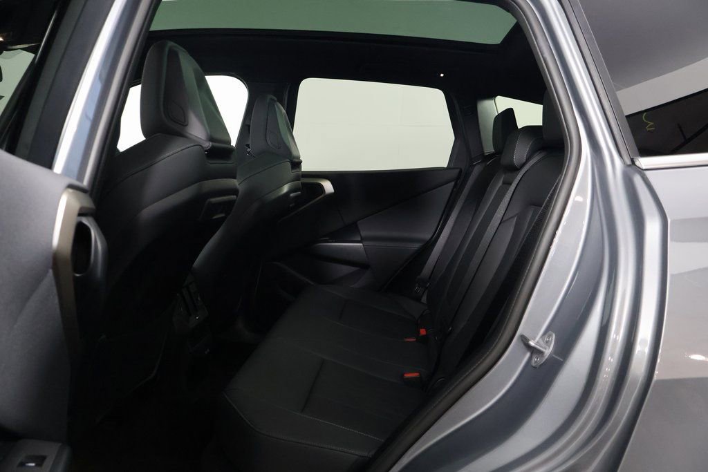 Used 2025 BMW X3 xDrive30i w/ Convenience Package image 11