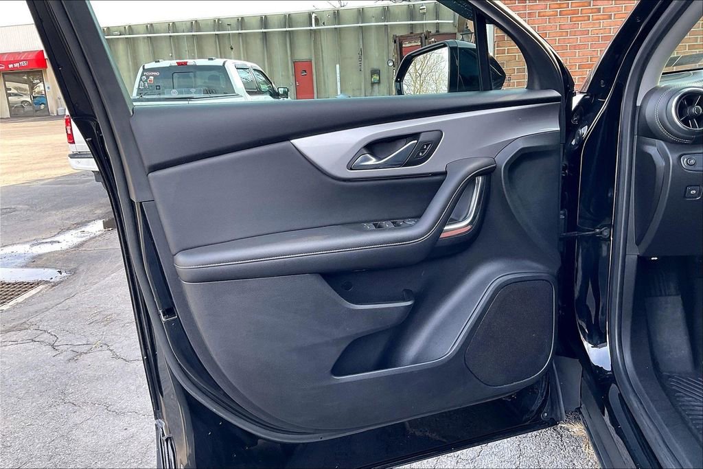 Used 2023 Chevrolet Blazer LT image 22