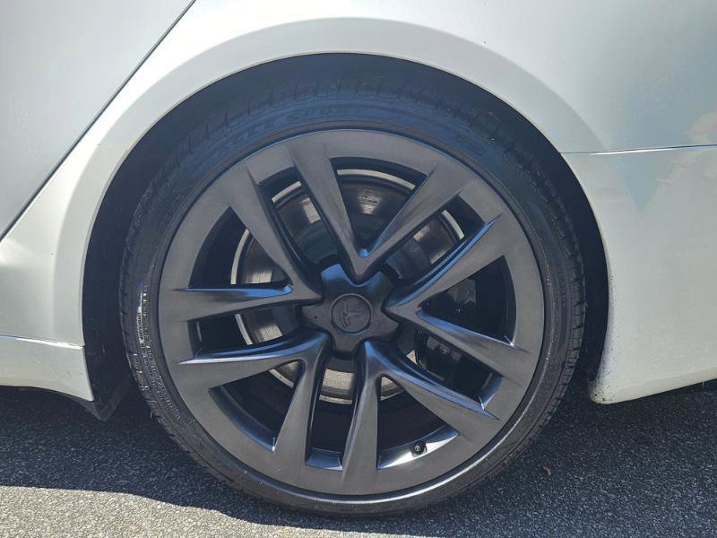 Used 2023 Tesla Model S AWD image 19