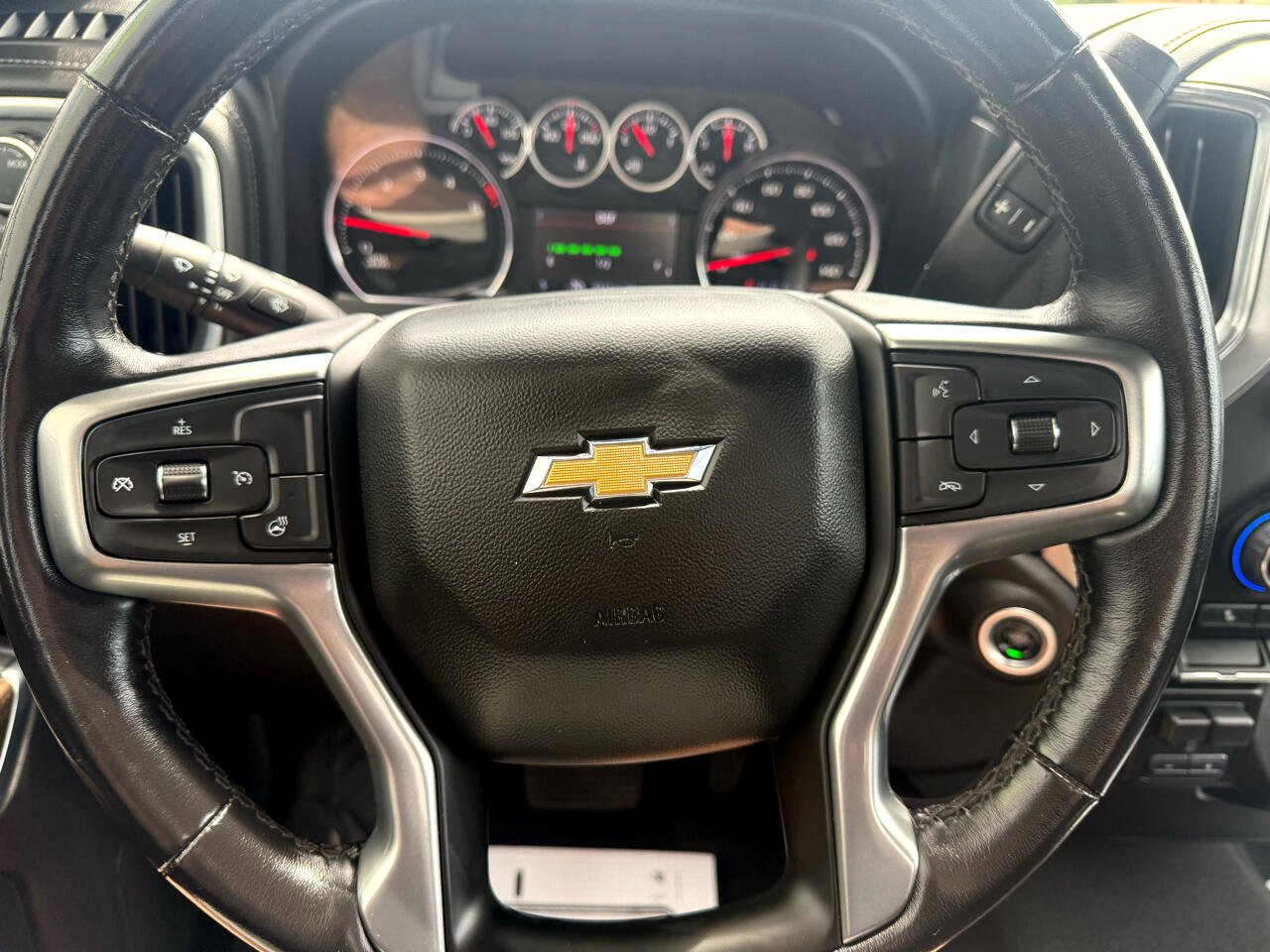 Used 2022 Chevrolet Silverado 3500 LT w/ Convenience Package image 12