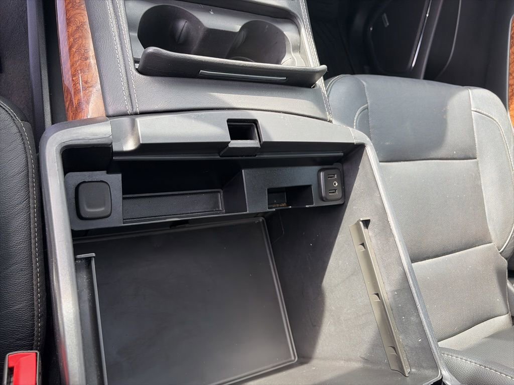 Used 2020 Chevrolet Suburban Premier image 49