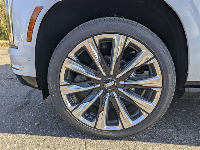 New 2026 Cadillac Escalade Luxury w/ Touring Package image 29