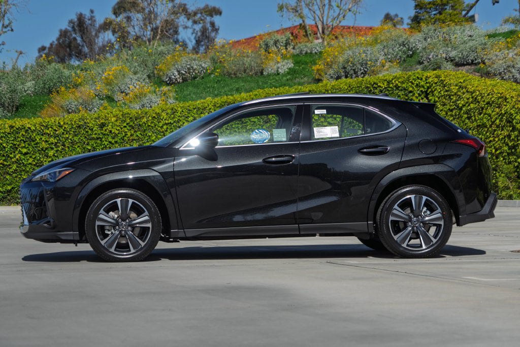 New 2026 Lexus UX 300h AWD w/ Accessory Package (Z1) image 6