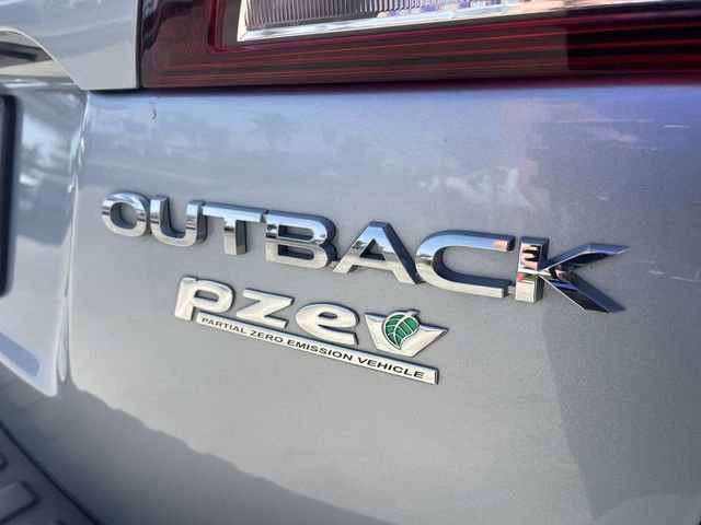 Used 2017 Subaru Outback 2.5i Limited image 33