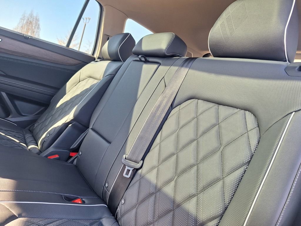 New 2026 Volkswagen Atlas SEL Premium R-Line AWD/4WD image 24