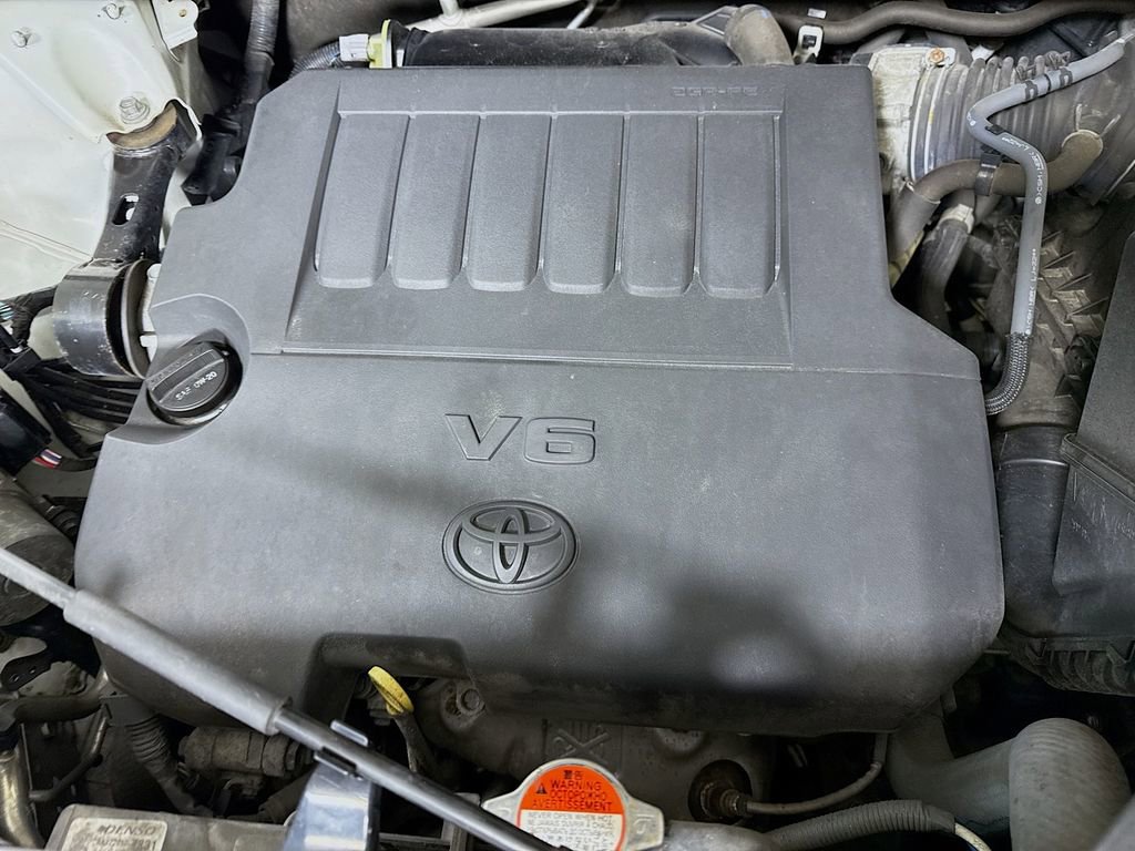 Used 2016 Toyota Highlander LE image 31