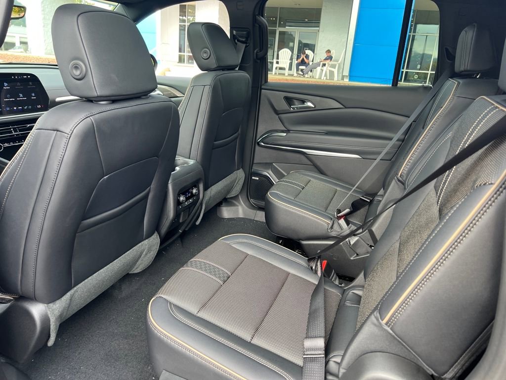 New 2026 Chevrolet Traverse High Country w/ LPO, Floor Liner Package image 31