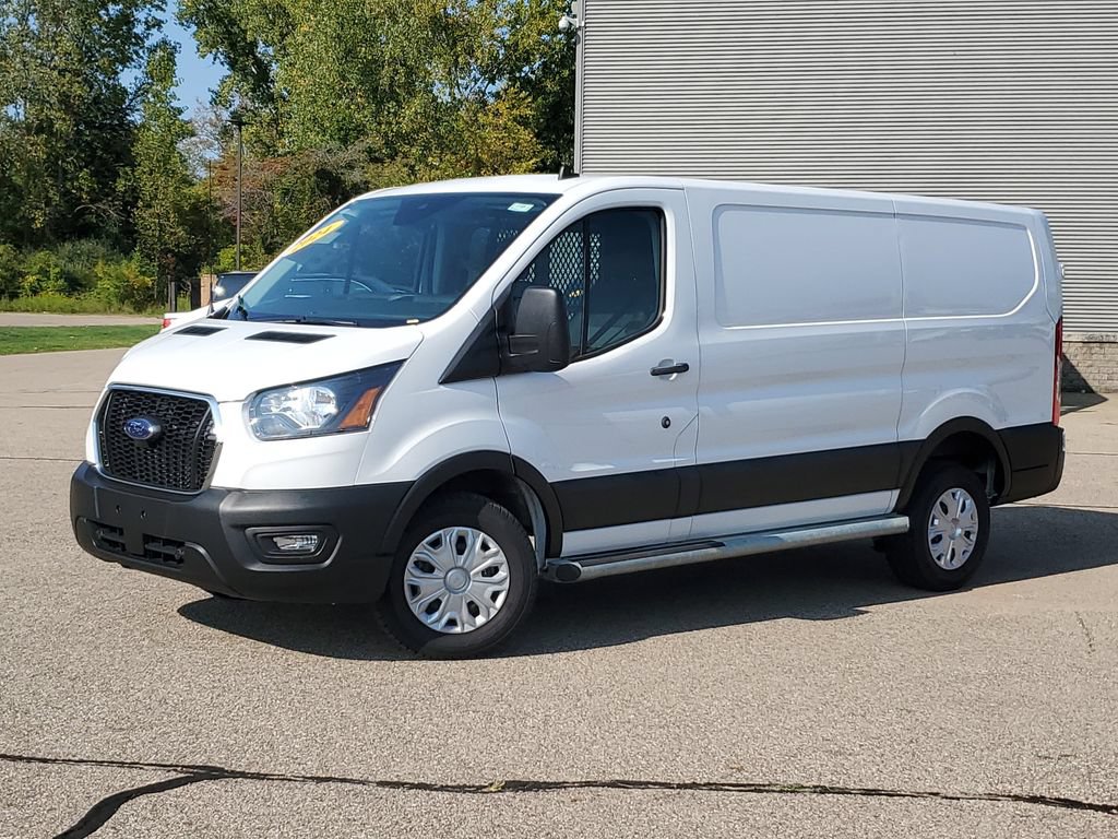 Certified 2024 Ford Transit 250 Low Roof w/ Exterior Upgrade Package RWD image 28
