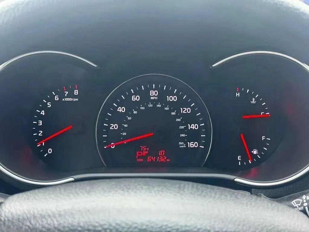 Used 2015 Kia Sorento LX FWD image 11