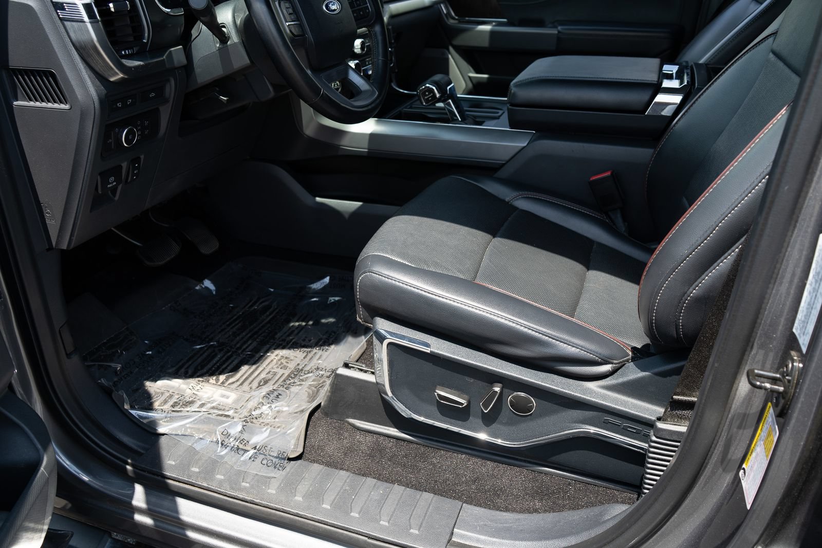 Used 2021 Ford F150 Lariat AWD/4WD image 17