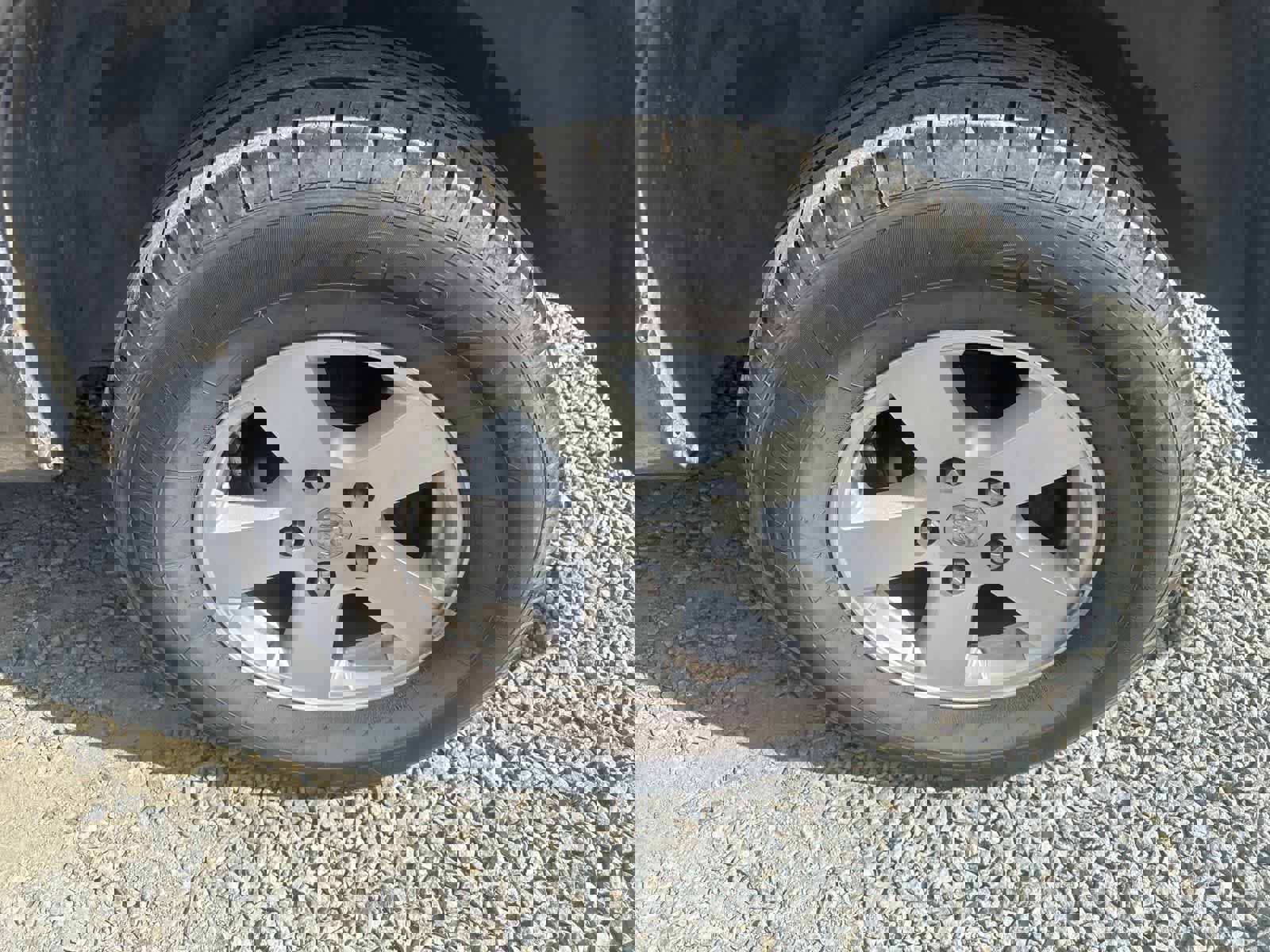 Used 2010 Dodge Ram 1500 Truck SLT image 12