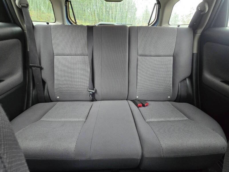 Used 2006 Toyota Matrix XR AWD/4WD image 18