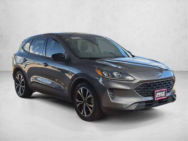 Certified 2021 Ford Escape SE w/ SE Sport Appearance Package FWD image 3