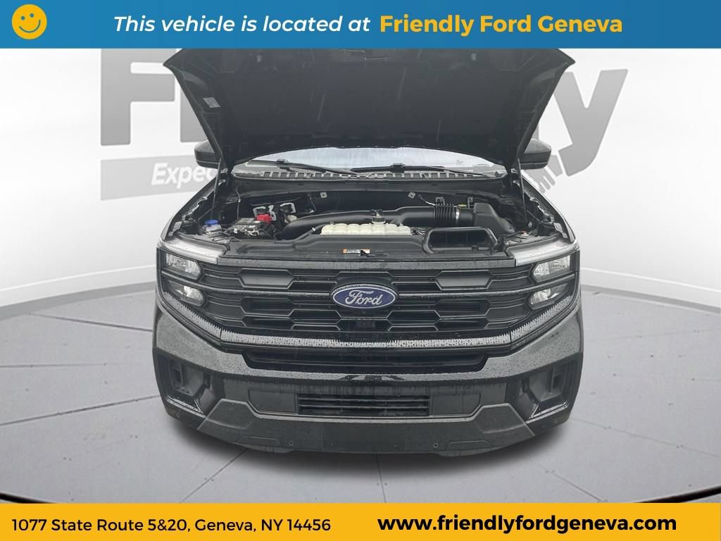 Used 2025 Ford Expedition Max Active AWD/4WD image 30