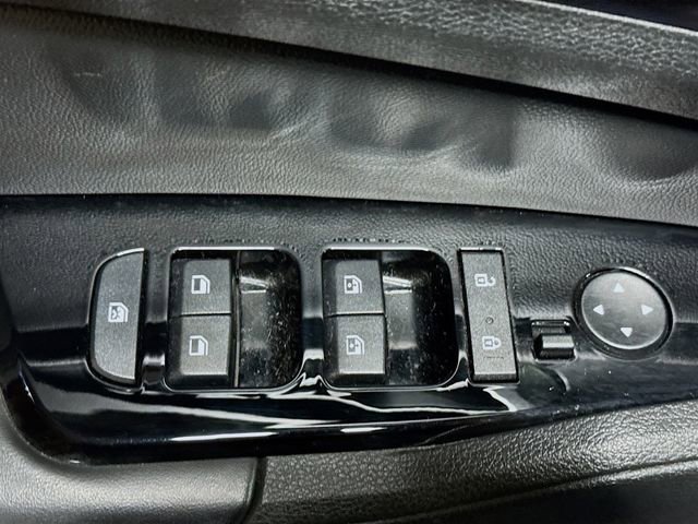 Used 2023 Kia Sportage EX image 11