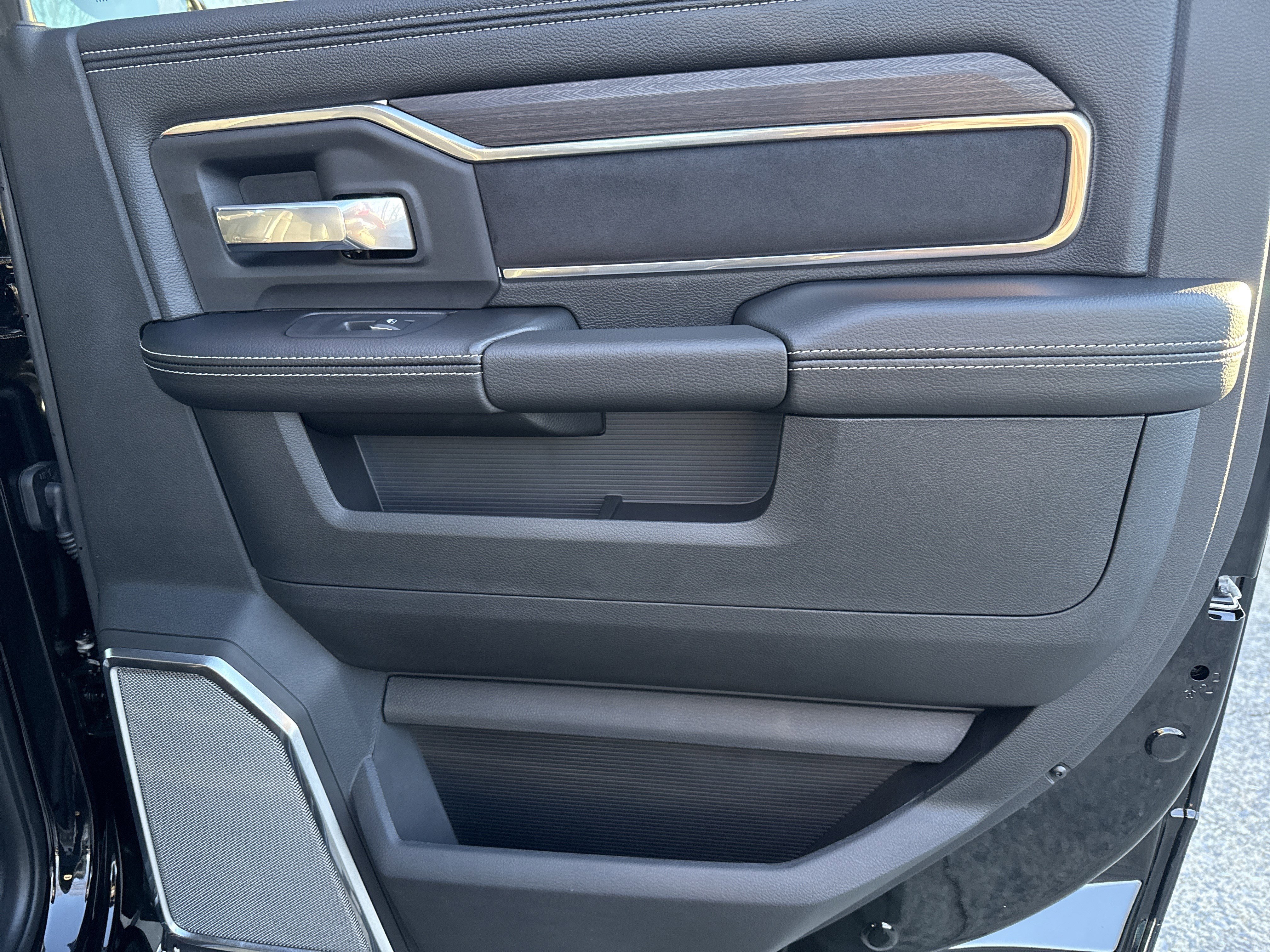 New 2026 RAM 2500 Laramie image 17