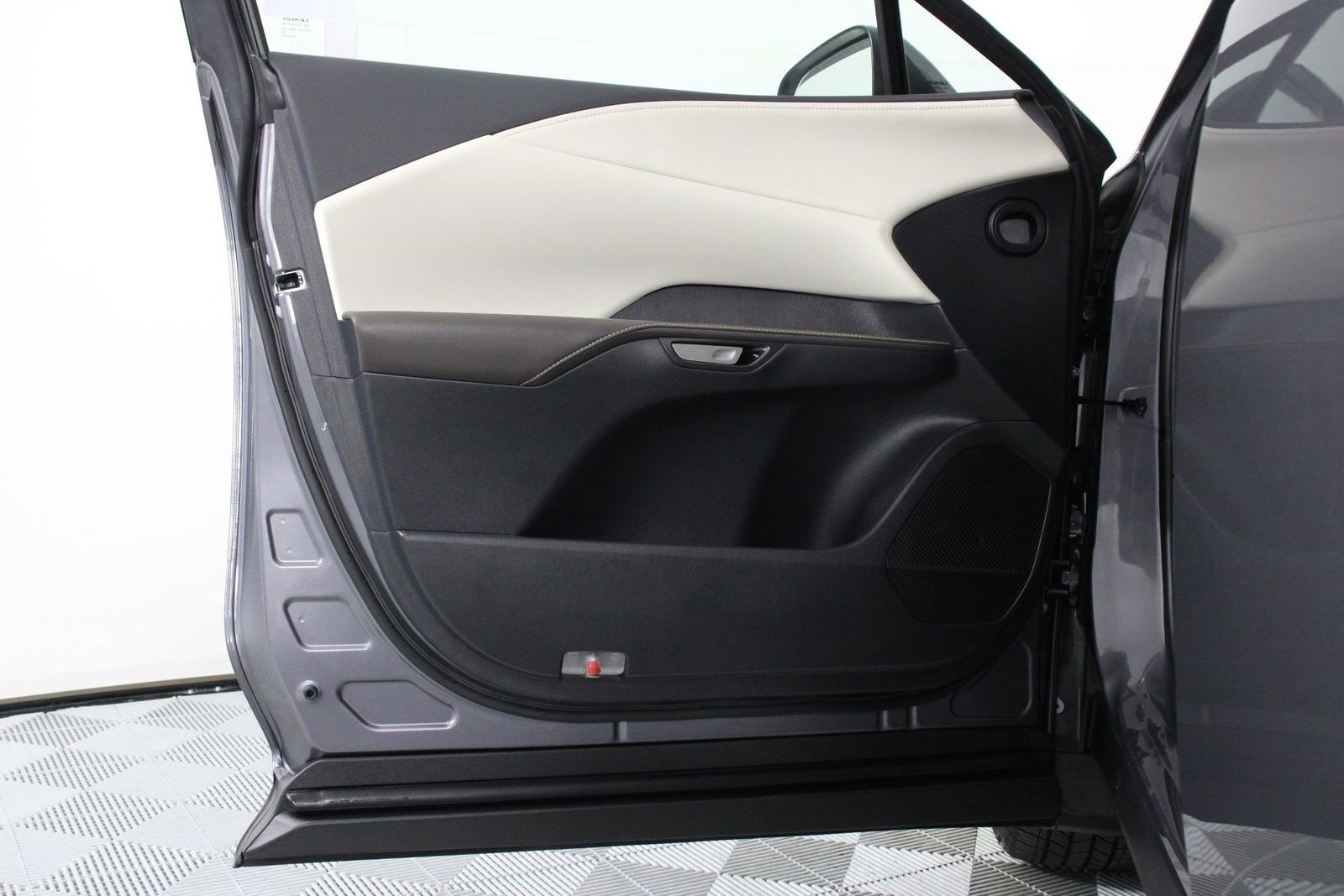 Used 2023 Lexus RX 350 Premium Plus w/ Accessory Package image 20