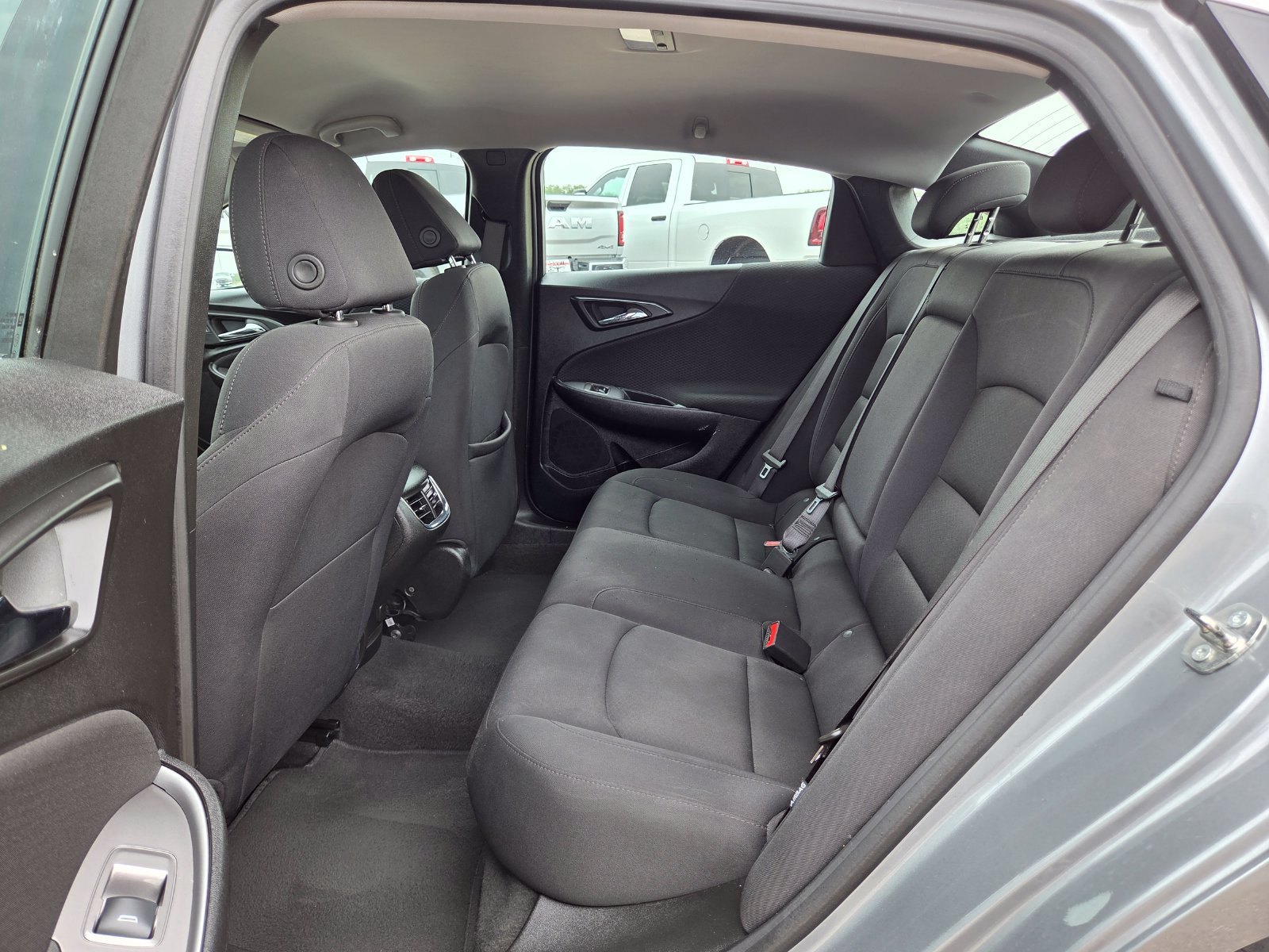 Used 2024 Chevrolet Malibu LT FWD image 15