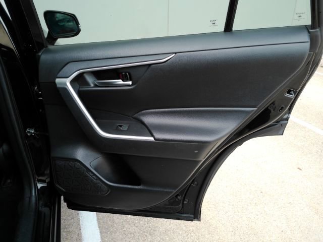 Used 2023 Toyota RAV4 XLE Premium FWD image 23