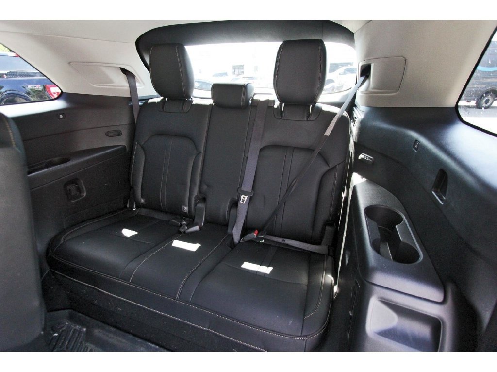 Used 2024 MAZDA CX-90 3.3 Turbo w/ Preferred Package AWD/4WD image 12